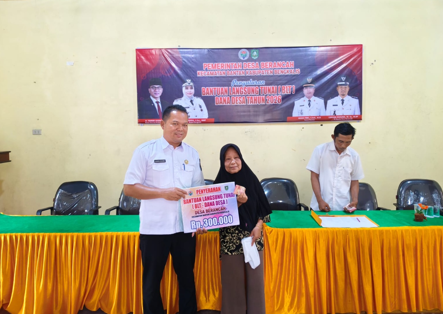 Pemerintah Desa Berancah Salurkan BLT Dana Desa Triwulan I Tahun 2026 kepada 9 KPM