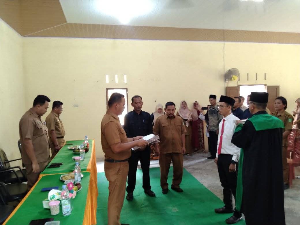 Pelantikan Kadus Berancah Yang Baru